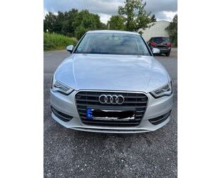 Audi Audi A3 1.8 TFSI S tronic Attraction Sportback At. Gebrauchtwagen