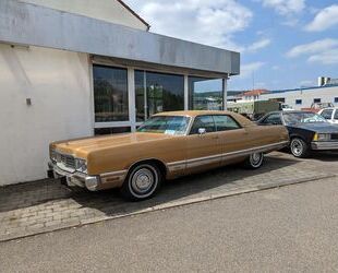 Chrysler Chrysler New Yorker 4 Door Hardtop Sedan H-Zul. Gebrauchtwagen