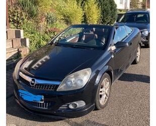 Opel Opel Astra Cabrio TwinTop 1.9 CDTI 110kW Edition Gebrauchtwagen