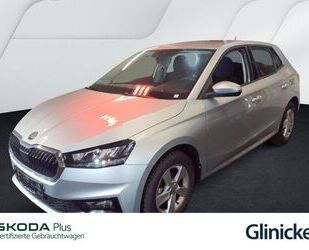 Skoda Skoda Fabia 1.0 Essence Klima Radio Bluetooth PDC Gebrauchtwagen