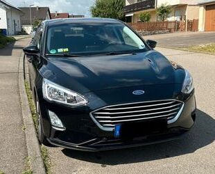 Ford Ford Focus 1,0 EcoBoost 92kW Cool & Connect Cool . Gebrauchtwagen