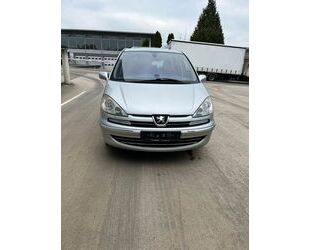 Peugeot Peugeot 807 Platinum 140 Platinium Gebrauchtwagen