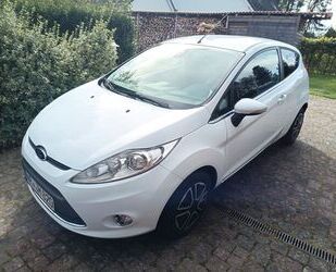 Ford Ford Fiesta 1,25 60kW Titanium Titanium Gebrauchtwagen