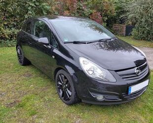 Opel Opel Corsa D 1.4 Color Edition 74kW 101 PS Gebrauchtwagen