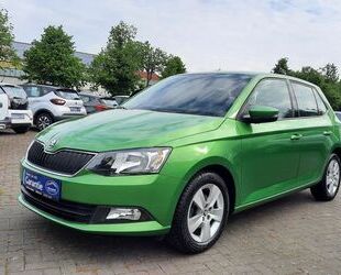 Skoda Skoda Fabia Ambition *2.HAND/TEMPOMAT/EINPARKHILF Gebrauchtwagen