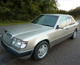 Mercedes-Benz Mercedes-Benz W 124 250 D * Oldtimer mit H -Zulass Oldtimer