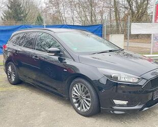 Ford Ford Focus Turnier ST-Line Gebrauchtwagen