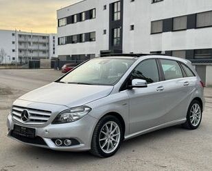 Mercedes-Benz Mercedes-Benz B 200 Kamera Pano Navi Gebrauchtwagen