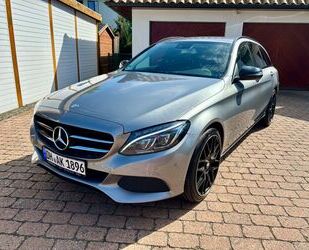 Mercedes-Benz Mercedes-Benz C 250d BlueTEC T Automatik *AHK *LED Gebrauchtwagen