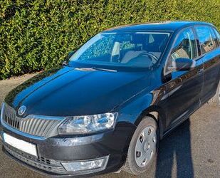 Skoda Skoda Rapid 1.6 TDI 66kW DSG Automatik u. AHK Gebrauchtwagen