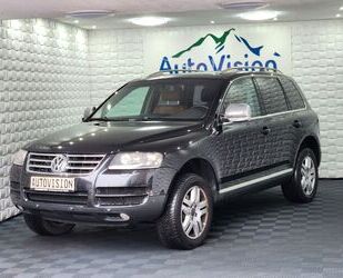 VW Volkswagen Touareg 3.0 V6 TDI*Leder*Xenon*AHK*Navi Gebrauchtwagen