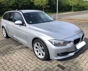 BMW BMW 318d Touring (F31) AUTOMATIK + NAVI + AHK + uv Gebrauchtwagen