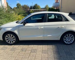 Audi Audi A1 1.2 TFSI Attraction Sportback Attraction Gebrauchtwagen