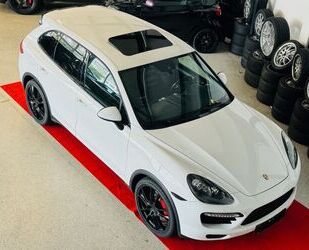 Porsche Porsche Cayenne Turbo -Burmester -Scheckheft Gebrauchtwagen