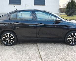 Fiat Fiat Tipo Lounge, Kamera,Klimaautomatik, CarPlay Gebrauchtwagen