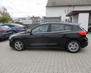 Ford Ford Focus 1,5 NAVI KAMERA SPURH SITZH TEMPOM ACC Gebrauchtwagen