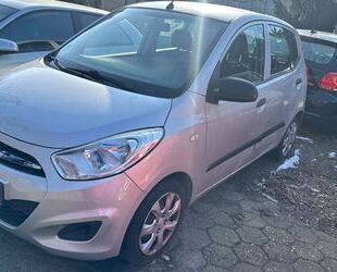 Hyundai Hyundai i10 5 Star Edition 1,1 *KLIMAANLAGE*2.HAN Gebrauchtwagen