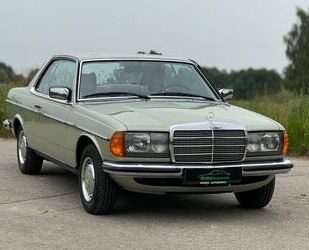 Mercedes-Benz Mercedes-Benz 230 COUPE+TOP ZUSTAND+MOTOR FÜR 7000 Gebrauchtwagen