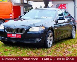 BMW BMW 523i Leder Navi Glasd. Head Up Scheckheft Gebrauchtwagen