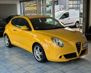 Alfa Romeo Alfa Romeo MiTo 1.4 16V/XENON/17-ZOLL/YELLOW-BLACK Gebrauchtwagen