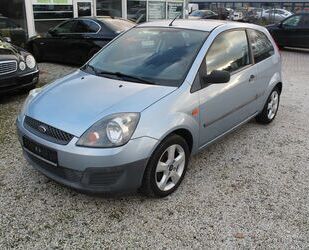 Ford Ford Fiesta 1.3 51 kW Klima Alufelgen HU Neu Gebrauchtwagen