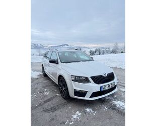 Skoda Skoda Octavia 2.0 TDI Green tec DSG RS Combi RS Gebrauchtwagen