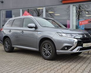 Mitsubishi Mitsubishi Outlander 2.4 4WD Plug-In Hybrid*RFK*DA Gebrauchtwagen