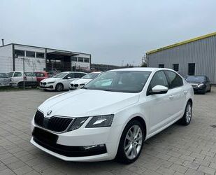 Skoda Skoda Octavia Lim. Ambition*Navi*Kamera*Led*ACC*Vo Gebrauchtwagen