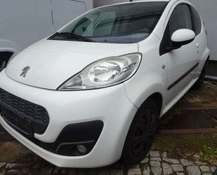 Peugeot Peugeot 107 1.0 68, 50KW, 3TÜRIG-KLIMA-CD-2HAND Gebrauchtwagen