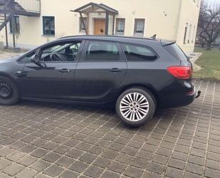 Opel Opel Astra Sports Tourer 1.4 T ec Exklusiv 103 S/. Gebrauchtwagen