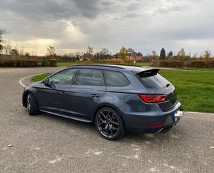 Seat Seat Leon 2.0 TSI CUPRA R 4Drive DSG ST Garantie 8 Gebrauchtwagen