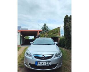 Opel Opel Astra 1.7 CDTI Cosmo 81kW Cosmo Gebrauchtwagen