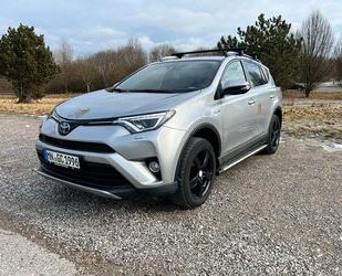 Toyota Toyota RAV 4 2,5-l-Hybrid Style Selection Auto 4x4 Gebrauchtwagen