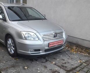 Toyota Toyota Avensis Combi Executive 1.8-l-VVT-i TUV NEU Gebrauchtwagen