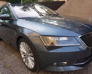 Skoda Skoda Superb Combi Style 4x4 2Satz 19 Zoll Top Aus Gebrauchtwagen