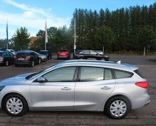 Ford Ford Focus Tur. 1.5l Ecobl. C&C+Sicht P.+Komfort P Gebrauchtwagen