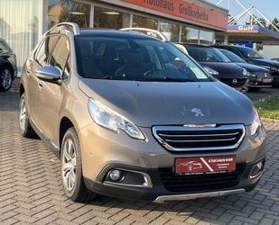 Peugeot Peugeot 2008 1.6 Allure*Automatik*Teilleder* Gebrauchtwagen