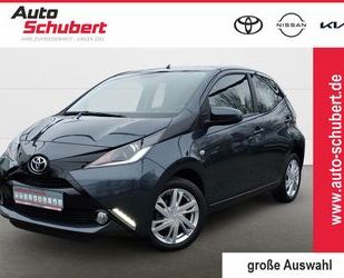 Toyota Toyota Aygo x-Play Touch 5-TÜRER, 1.0 L, 5-GANG+Al Gebrauchtwagen