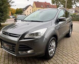 Ford Ford Kuga Titanium Automatik Allrad,Ahk,2,1t anh.l Gebrauchtwagen