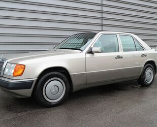 Mercedes-Benz Mercedes-Benz 300E original 27.900 KM aus 1 Hand!! Gebrauchtwagen