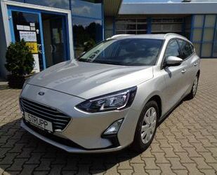 Ford Ford Focus Cool&Connect 1,5 AHK/ACC/NAVI/DAB/KEYFR Gebrauchtwagen