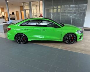 Audi Audi RS3 RS-Designpaket grün plus, Sportabgasanla Gebrauchtwagen