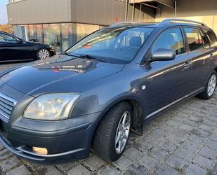 Toyota Toyota Avensis Combi Executive 2.0-l-VVT-i Executi Gebrauchtwagen