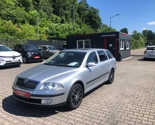 Skoda Skoda Octavia Combi Ambiente * Klima - SHZ - Xenon Gebrauchtwagen