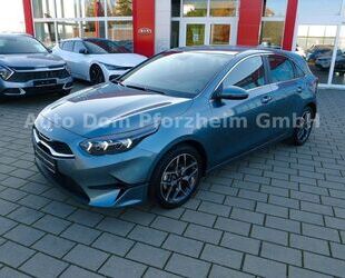 Kia Kia Ceed 1.5T DCT7 SPIRIT /TECHNOLOGIE/NAVI/UVO Gebrauchtwagen