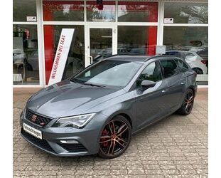 Seat Seat LEON ST CUPRA 300 DSG NAVI LED PDC SHZ ALCANT Gebrauchtwagen