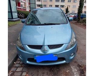 Mitsubishi Mitsubishi Grandis 2.4 Intense 7-Sitzer Intense Gebrauchtwagen