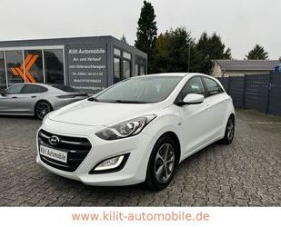 Hyundai Hyundai i30 blue Trend *1.HD+KLIMA+PDC+8FACH ALU+1 Gebrauchtwagen