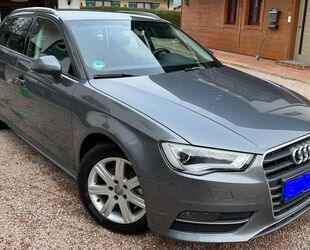 Audi Audi A3 1.6 TDI ultra Attraction Sportback Attract Gebrauchtwagen