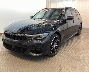 BMW BMW 330e TOURING M SPORT/SHADOW/LASER/ACC/HuD/PANO Gebrauchtwagen